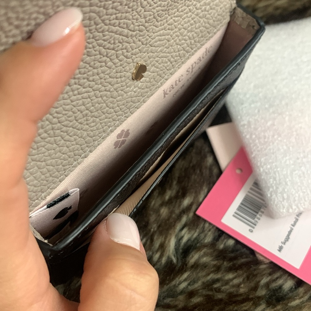 Kate Spade Card Holder-NWT - Picture 7 of 8